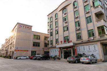 GUANGDONG YUHUA PLAYING CARDS CO.,LTD. 제조업체의 생산 라인