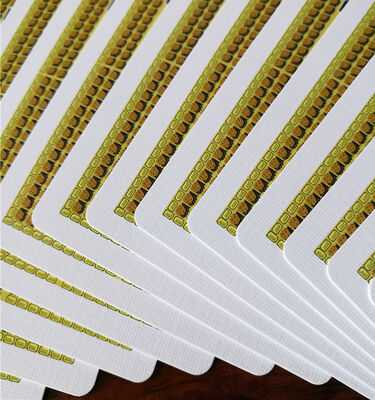 주문 프리미엄 금박, 맞춤 디자인, 포커 및 게임용 310gsm 블랙 코어 종이로 제작된 맞춤형 플레이 카드 online manufacture